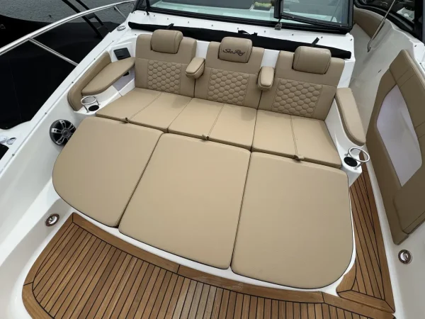 Sea Ray 320 DA 2024 - Image 26
