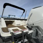 Sea Ray 210 SPX Outboard 2023 - Image 21