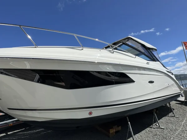 Sea Ray 320 DA 2024 - Image 42