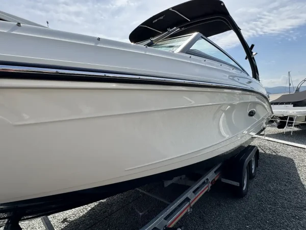 Sea Ray 230 SPX Bowrider 2023
