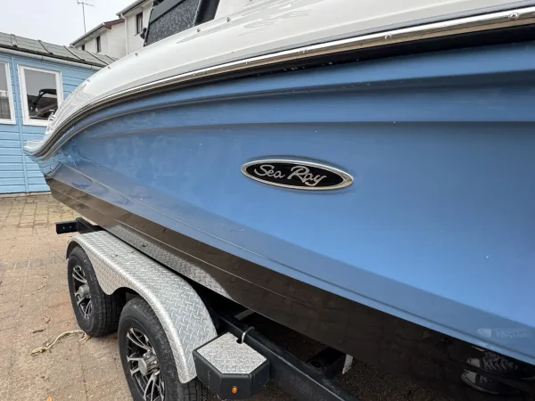 Sea Ray SPX 210 2023 - Image 2