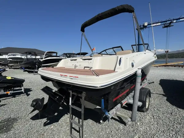 Bayliner Vr4 2018 - Image 2