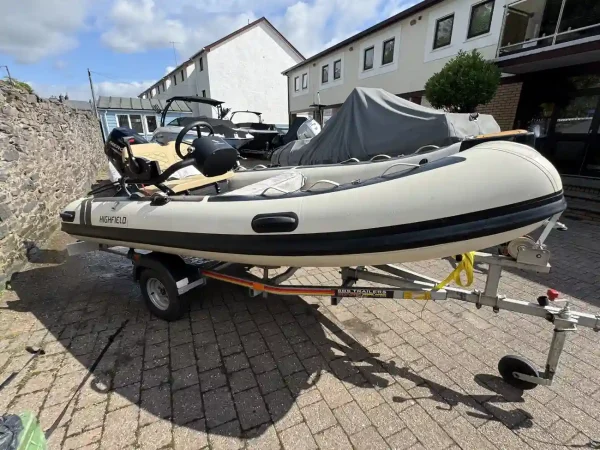 Highfield 380 Classic 2023 - Image 2