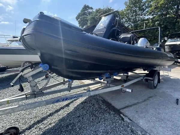Highfield 560 Sport RIB 2022 - Image 5