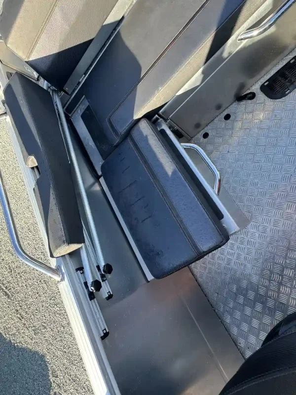 Buster Xxl V Max 2022 - Image 19