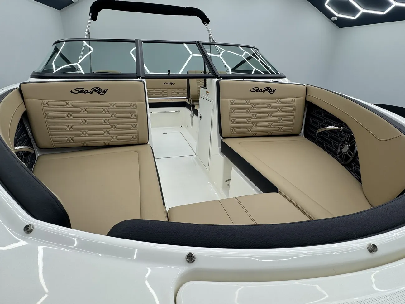 Sea Ray SPX 190 2024 - Image 5