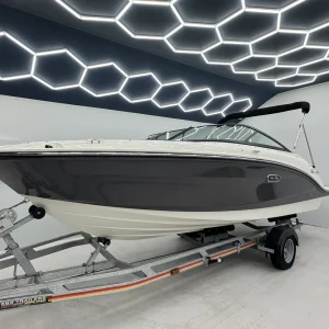 Sea Ray SPX 190 2024