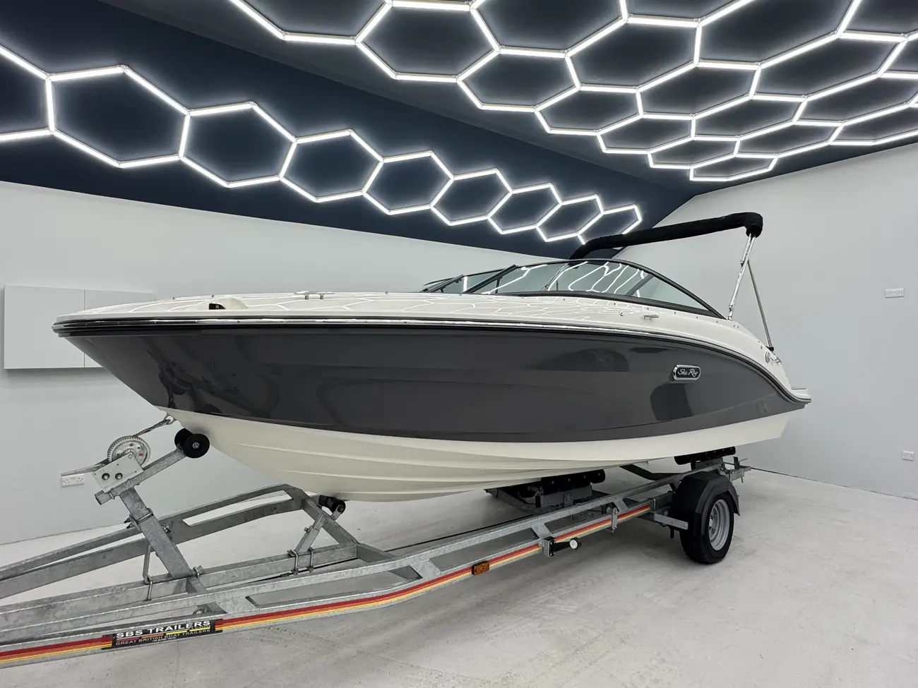 Sea Ray SPX 190 2024