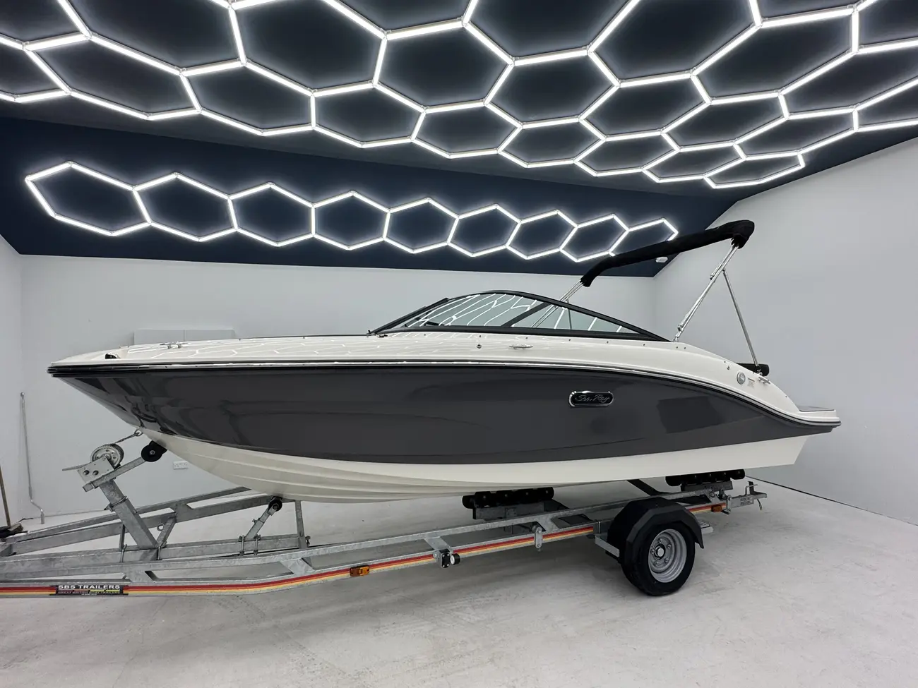 Sea Ray SPX 190 2024 - Image 10