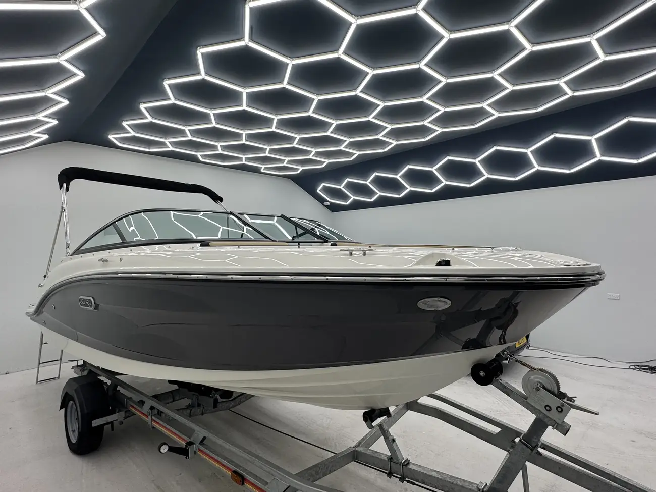 Sea Ray SPX 190 2024 - Image 2