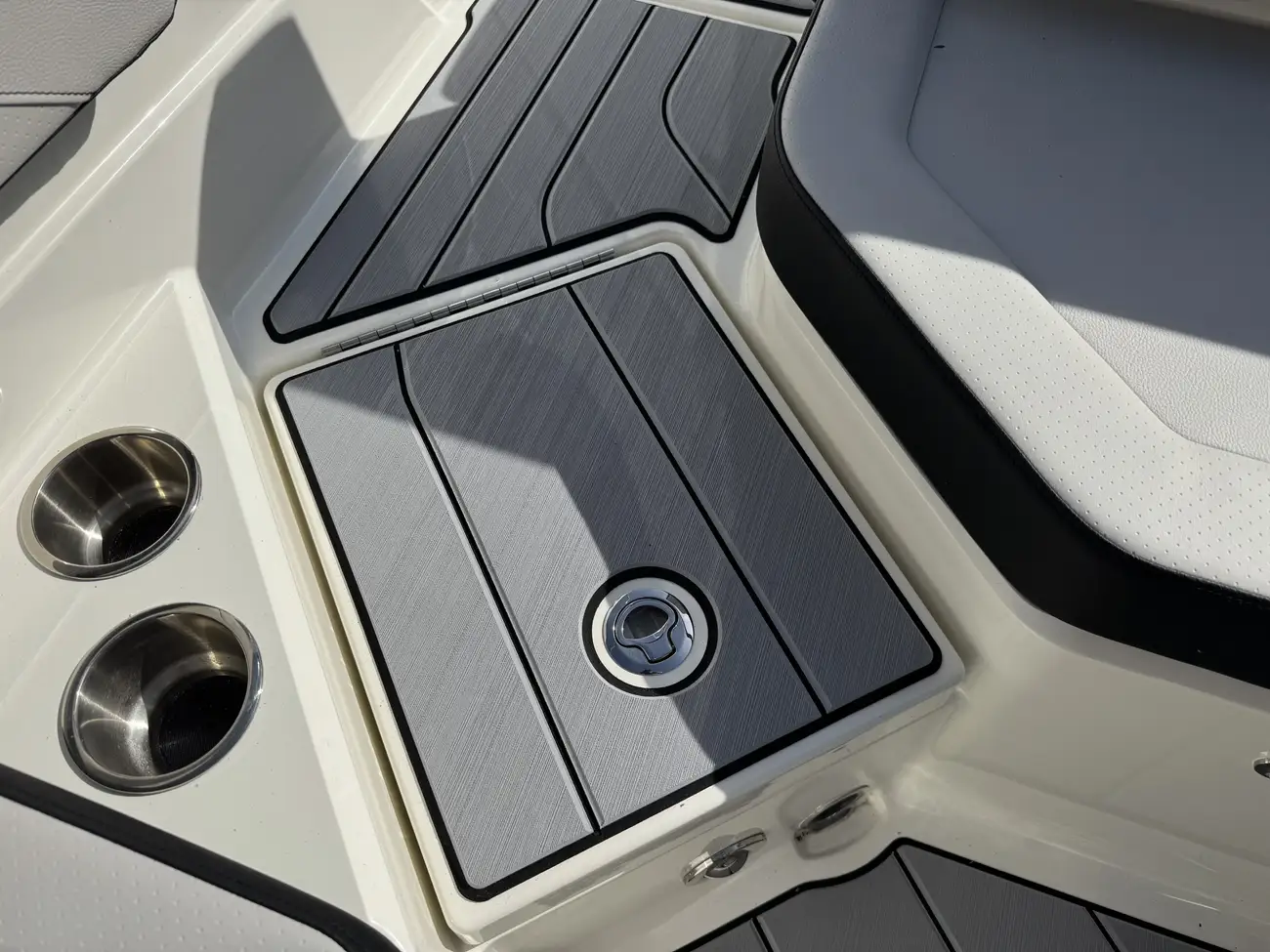 Sea Ray SPX 210 2024 - Image 21