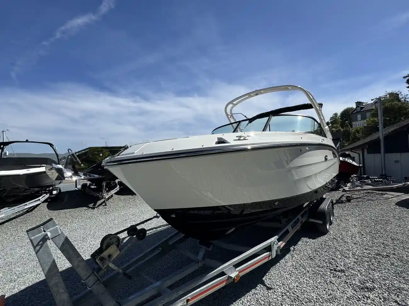 Sea Ray SDX 250 2026 - Image 4