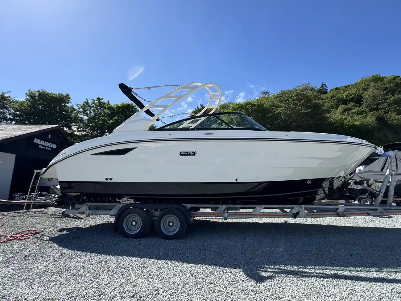 Sea Ray SDX 250 2026 - Image 2