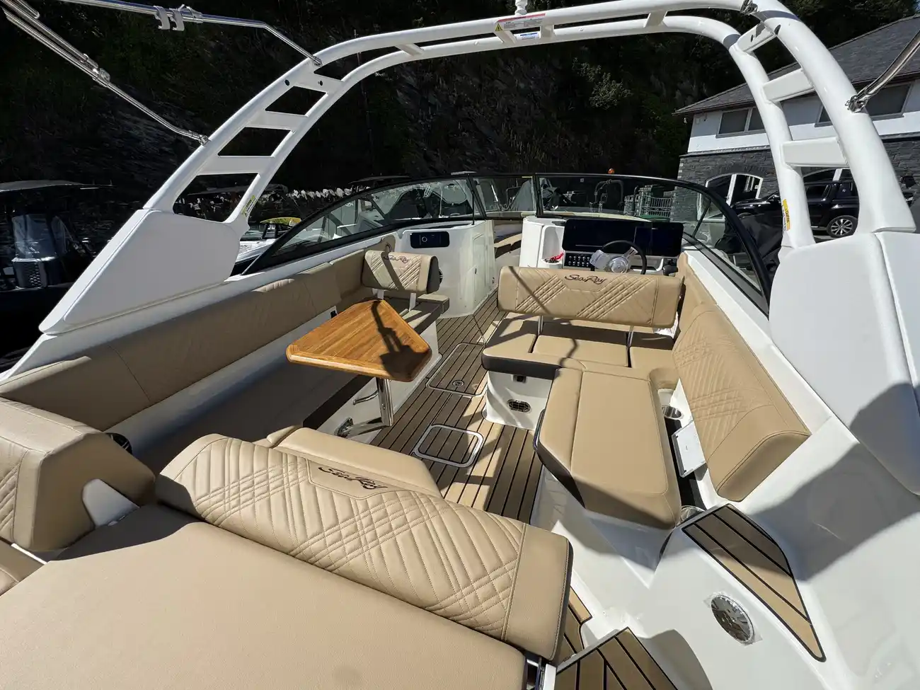 Sea Ray SDX 250 2026 - Image 20
