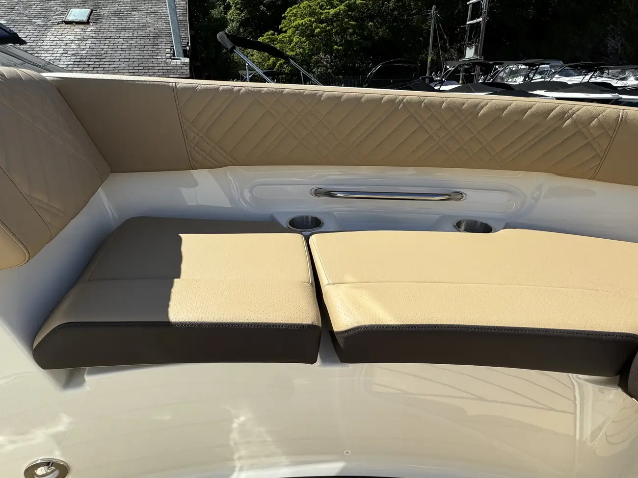 Sea Ray SDX 250 2026 - Image 6