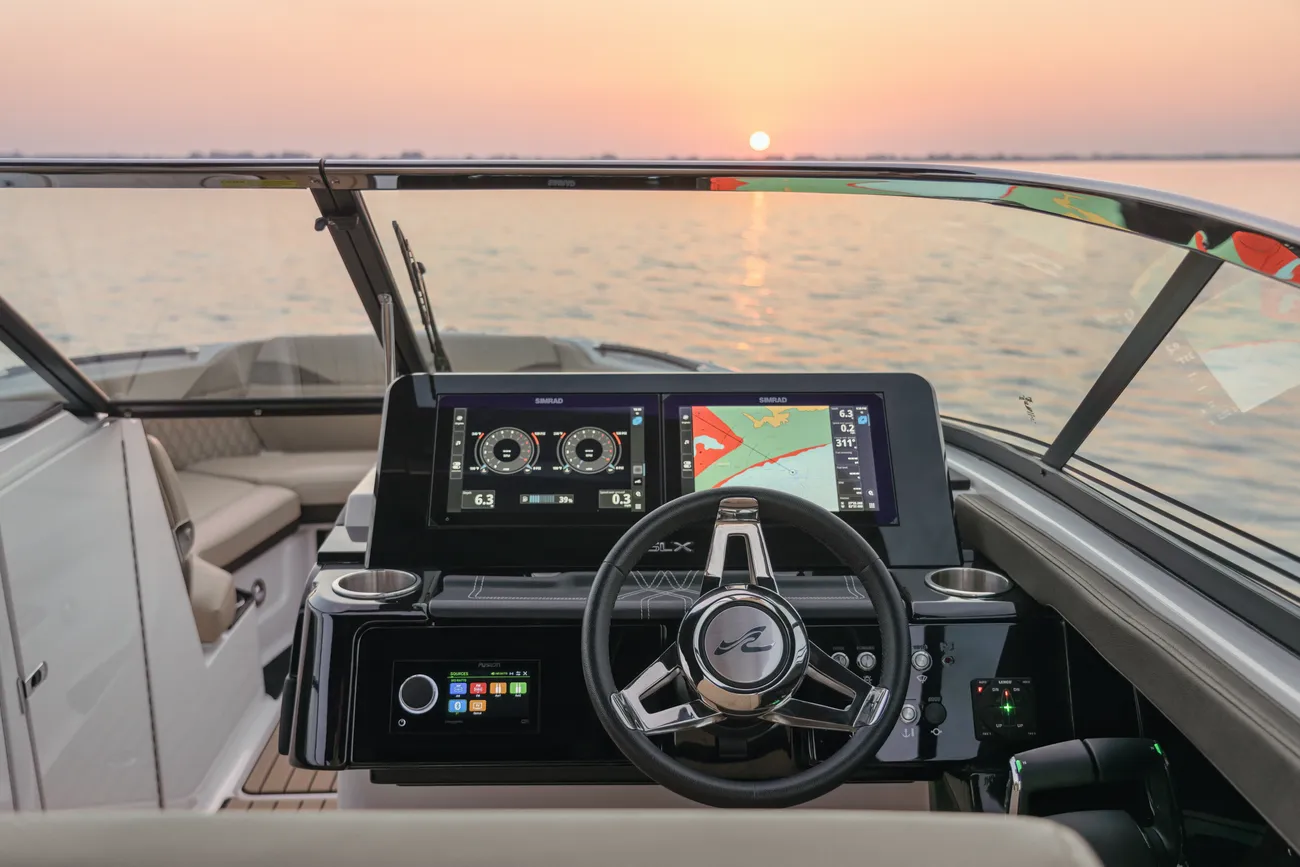 Sea Ray SLX 280 2027 - Image 13