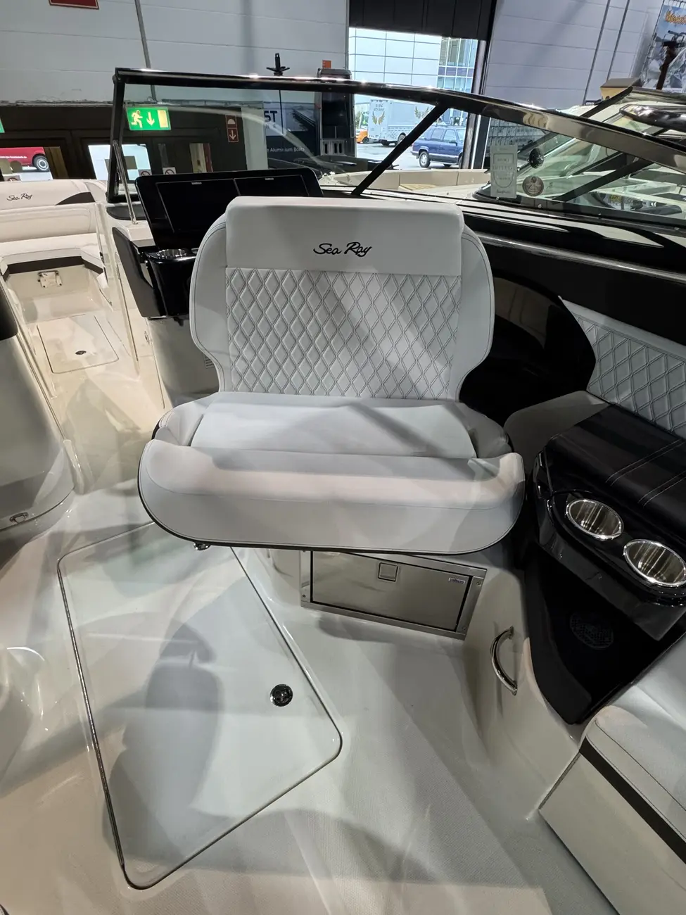 Sea Ray SLX 280 2027 - Image 10