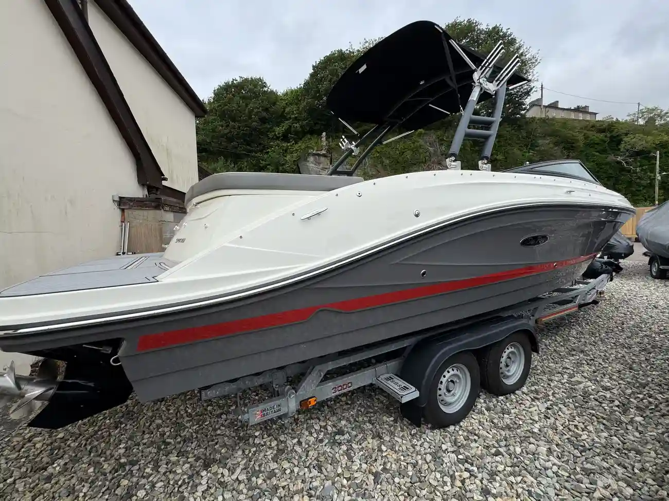 Sea Ray SPX 230 2022 - Image 15