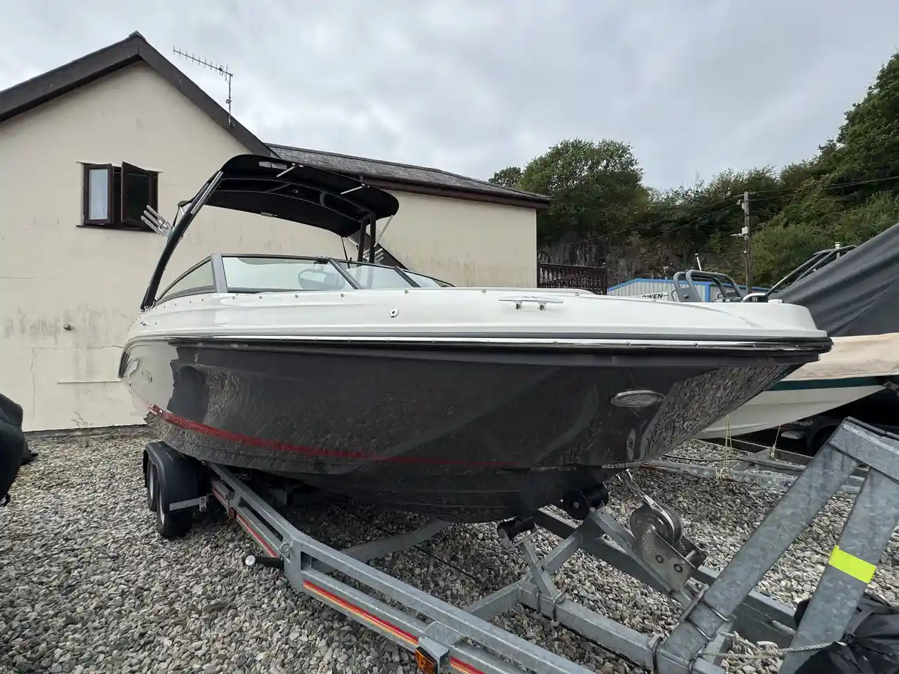 Sea Ray SPX 230 2022 - Image 21