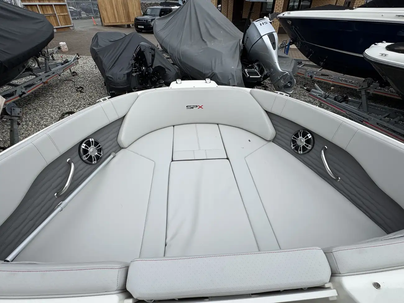 Sea Ray SPX 230 2022 - Image 5