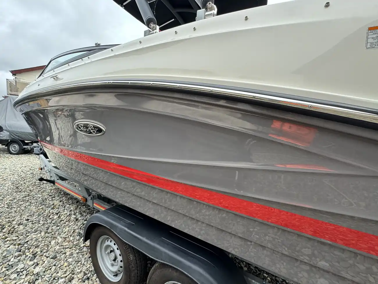 Sea Ray SPX 230 2022 - Image 16
