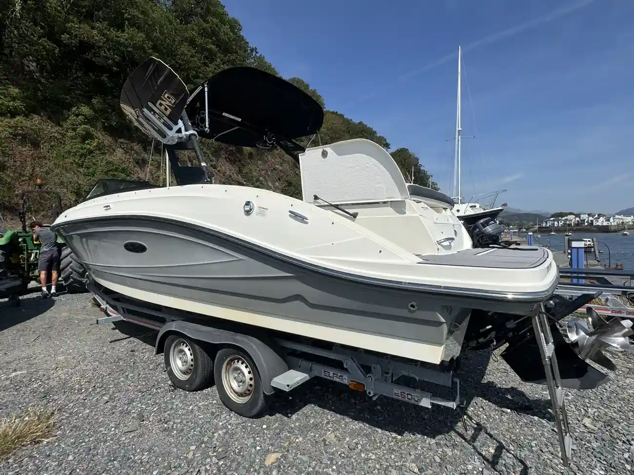 Sea Ray SPX 230 2017 - Image 3