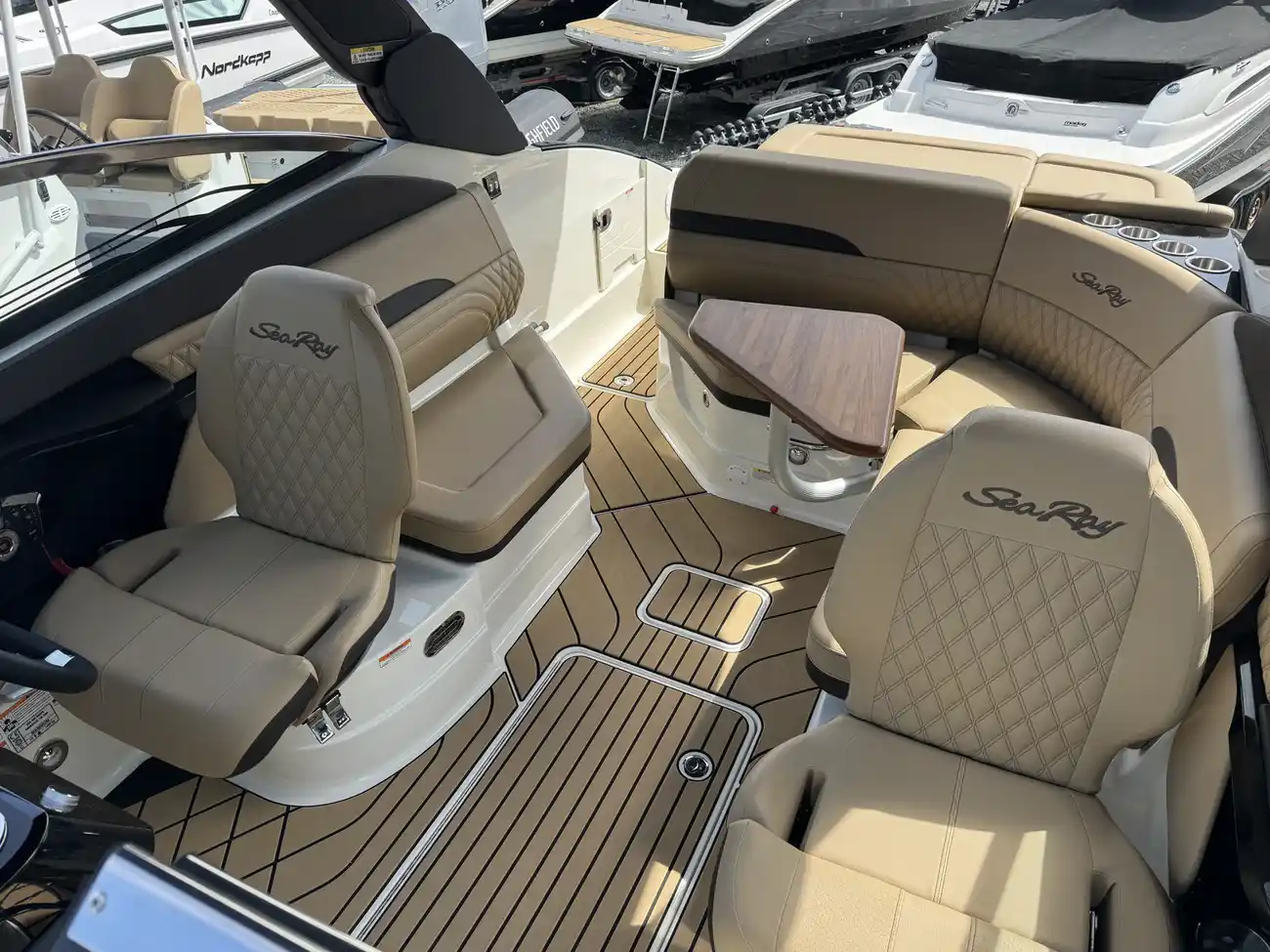 Sea Ray 260 SLX-OB 2027 - Image 21