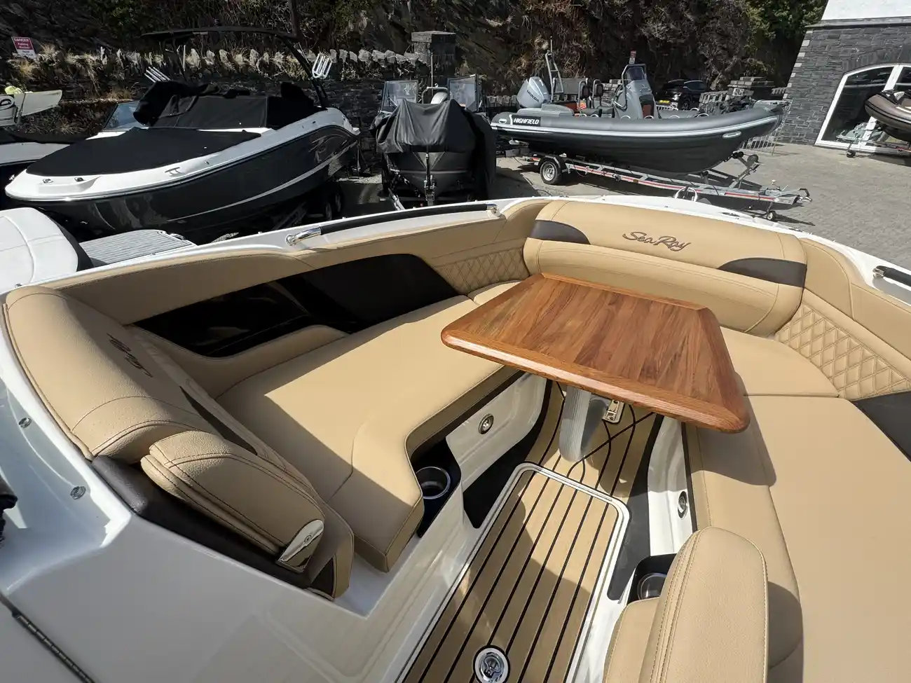 Sea Ray 260 SLX-OB 2027 - Image 14
