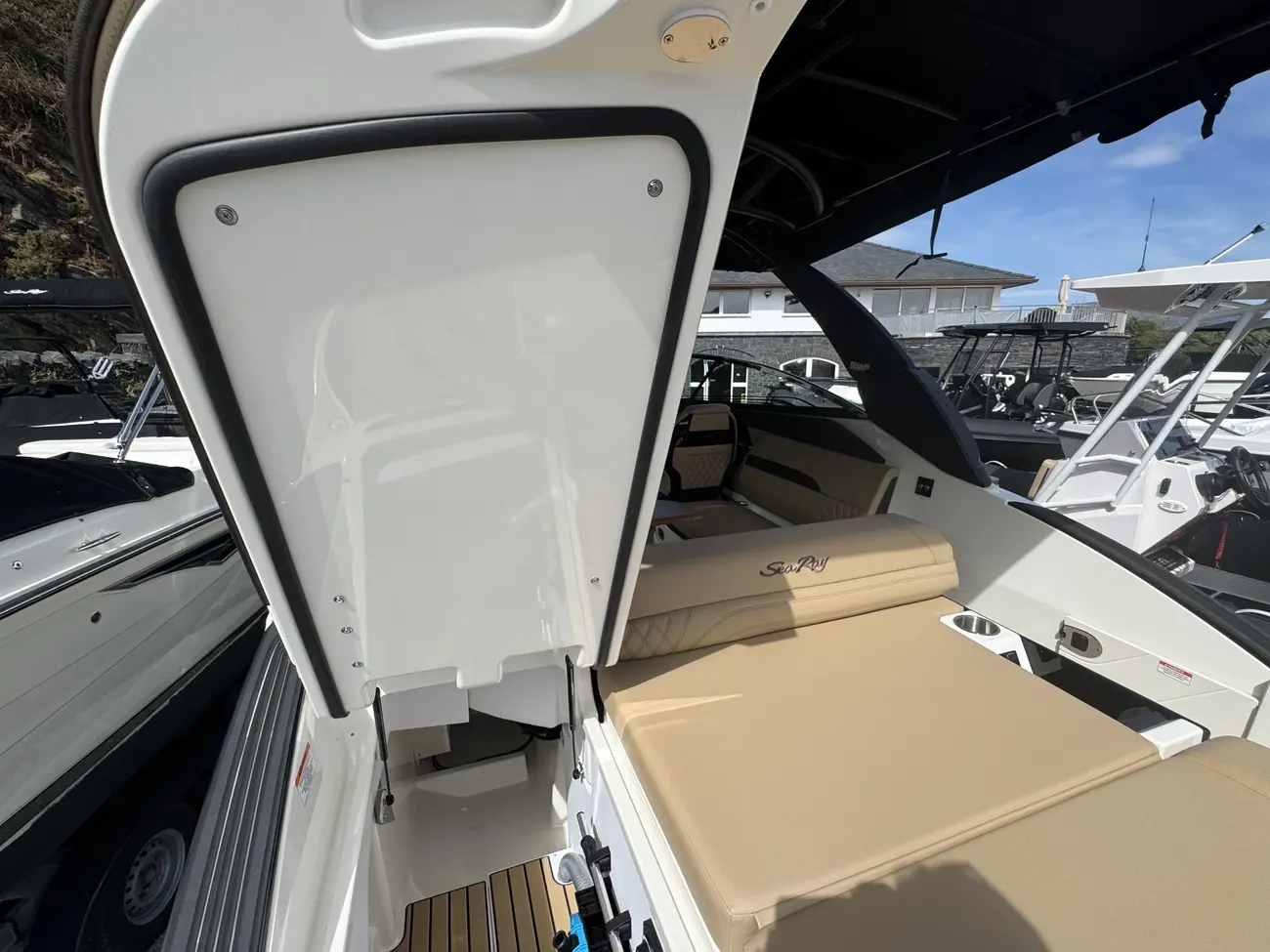 Sea Ray 260 SLX-OB 2027 - Image 24
