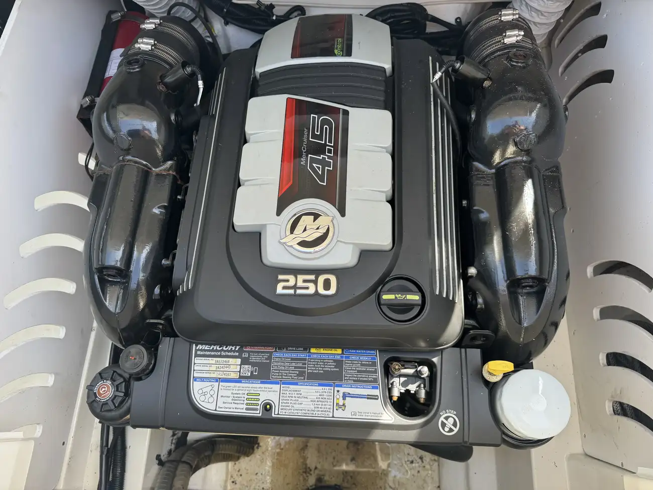Sea Ray SPX 230 2017 - Image 13